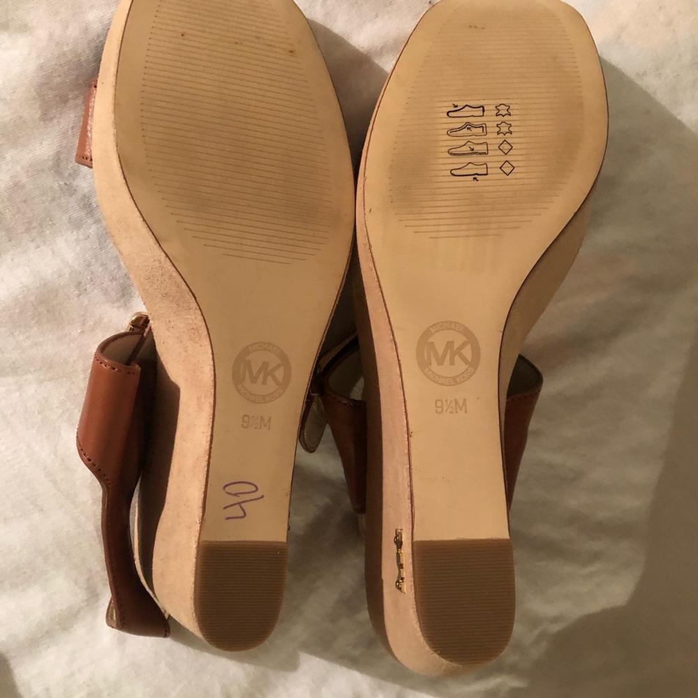 Brand new Micheal kors wedge - Picture 8 of 9